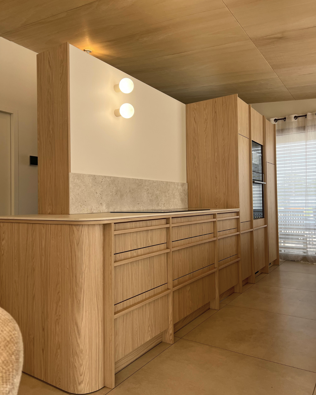 Cuisine sur-mesure en bois clair -Thénezay (79)